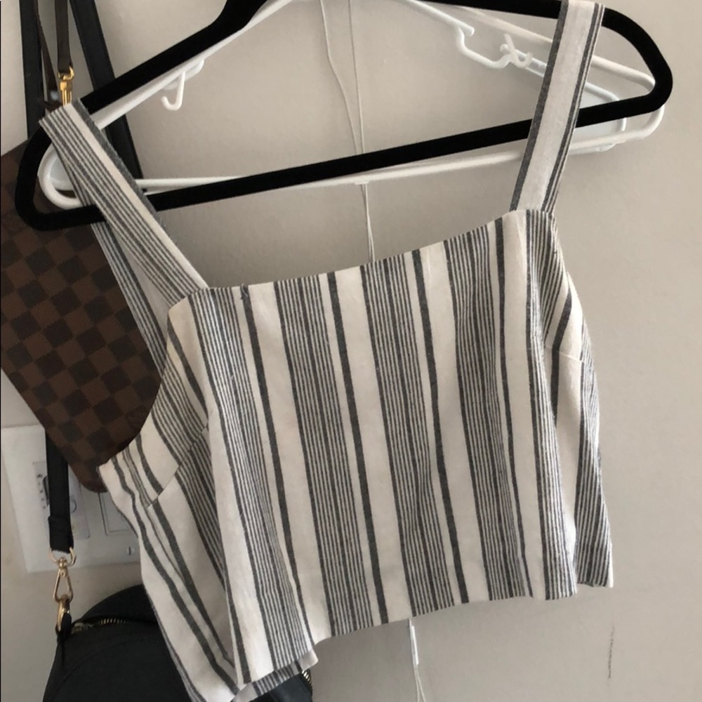 mink pink cropped top!